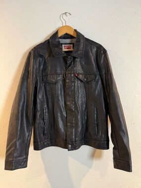Levi's Men's Black Leathery Jacket - Classic Trucker Style